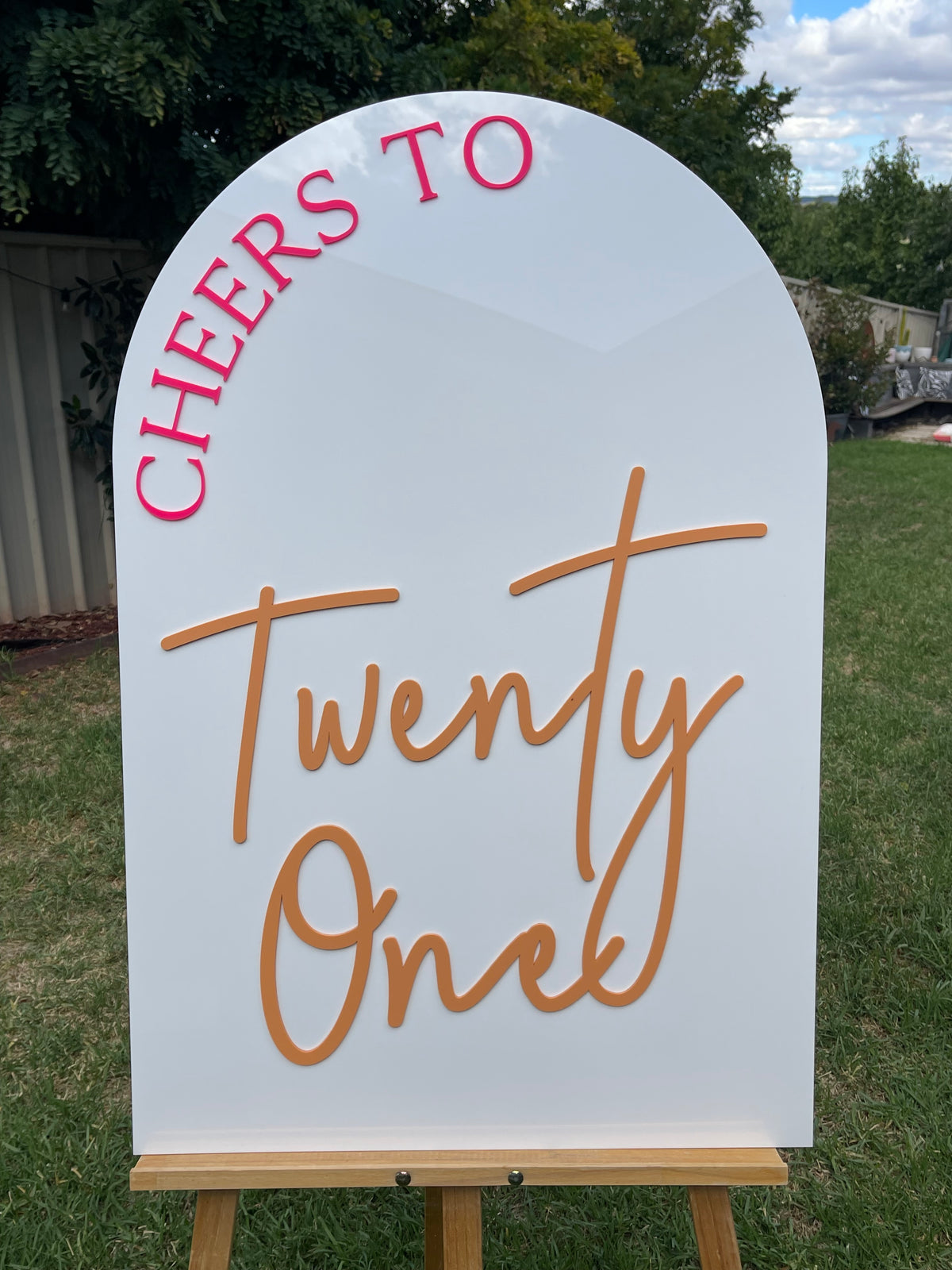 Birthday Party Sign - Cheers To Design