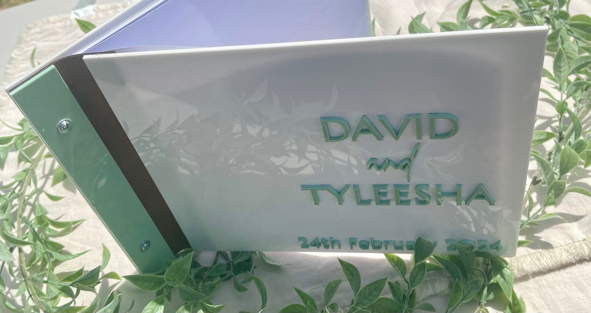 Guestbook – Acrylic Design