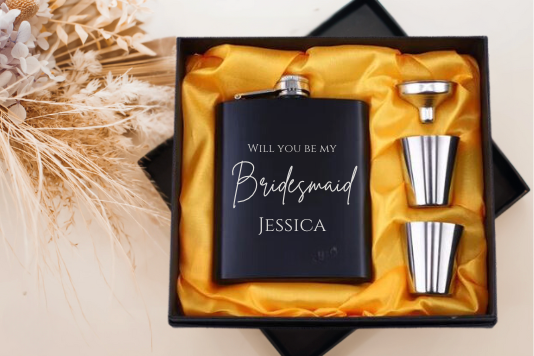 Bridesmaid Whisky Flask Set