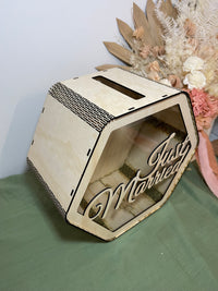 Wishing Well – Hexagonal Design