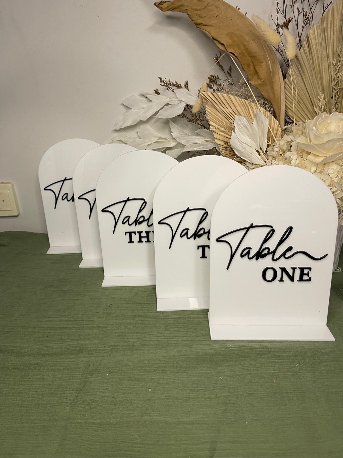 Table Numbers – Arch Design