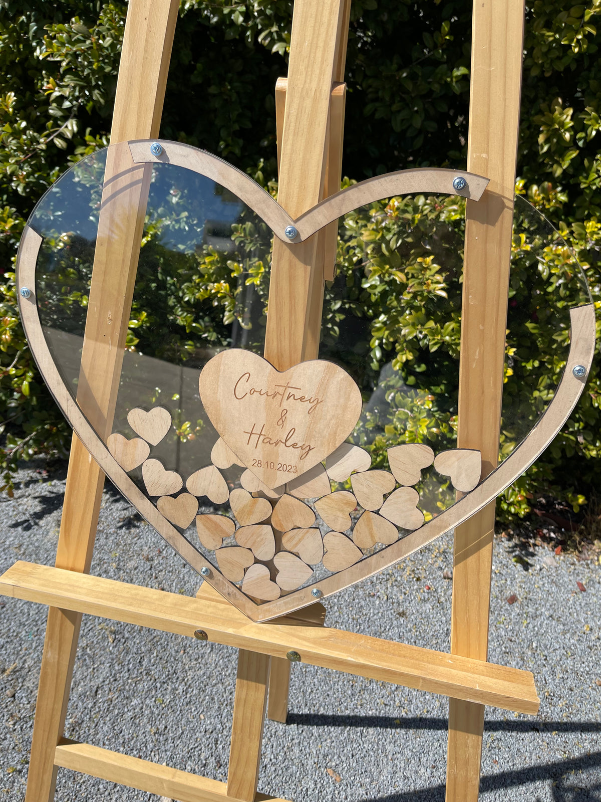 Guestbook – Heart Design