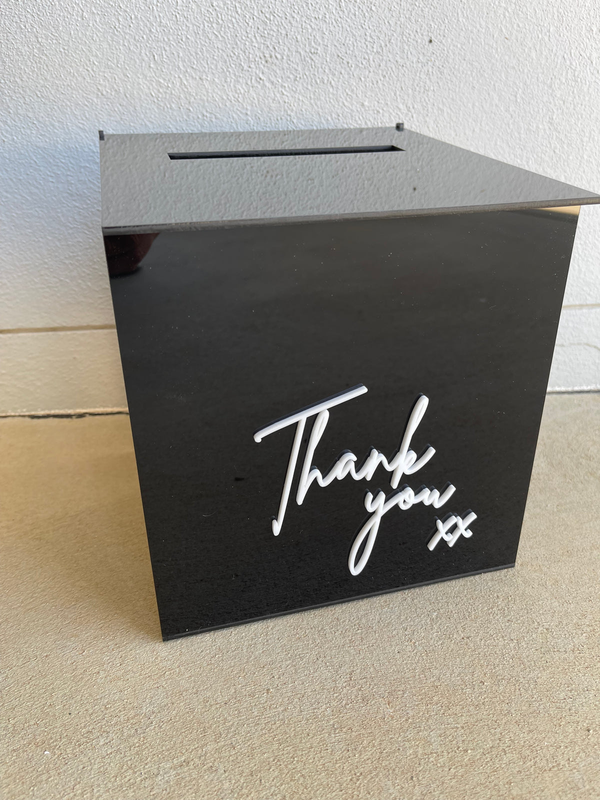 Wishing Well – Acrylic Design