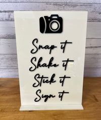 Reception Sign – Snap It, Shake It Design